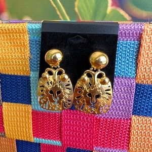 Vintage Gold Tone Lion Head Earrings